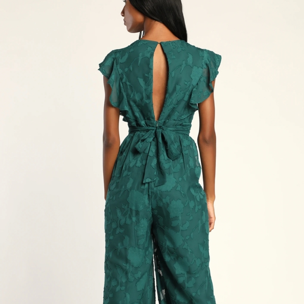 Lulu's Green Jumpsuit with Plunging V-Neck and Tie Belt - Picture 2 of 8